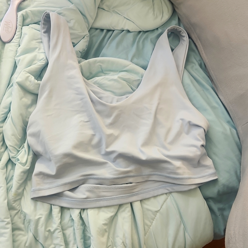 Aerie offline real me keyhole sports bra top